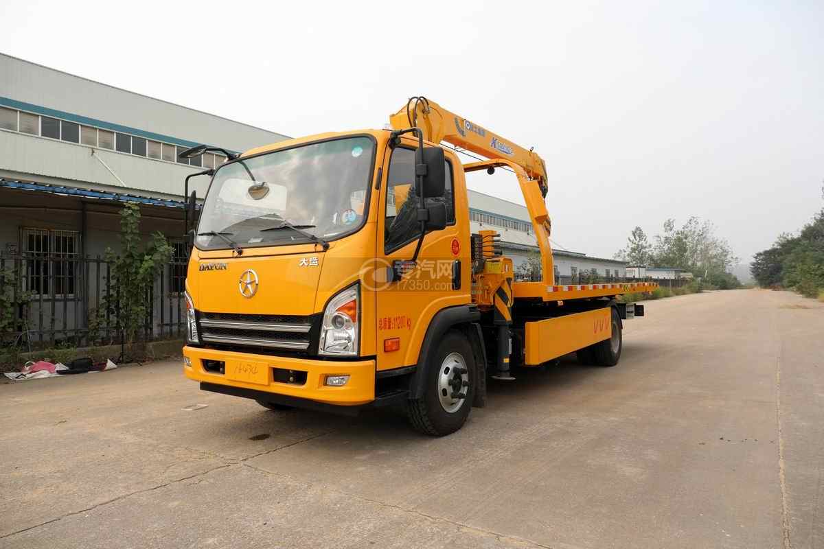 帶吊平板清障車價格貴嗎？