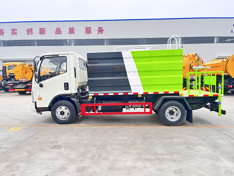 福田康瑞H2藍(lán)牌7方灑水/抑塵車